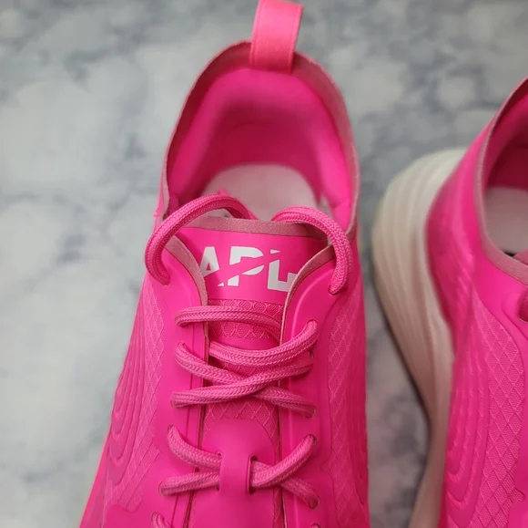 APL Streamline Running Shoes Fusion Pink Limited Edition BCA 6.5 Lightweight - Picture 7 of 11